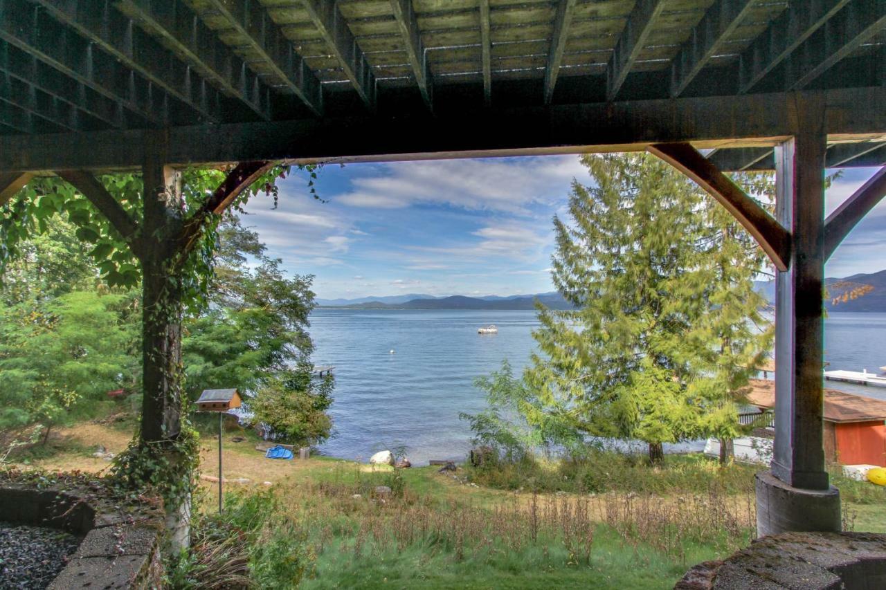 Bottle Bay Lakefront Lodge แซนด์พอยต์ ภายนอก รูปภาพ